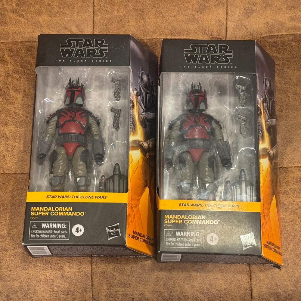 Lot of 2 Star Wars Black Series Mandalorian Super Commando w/ Red Black Armor